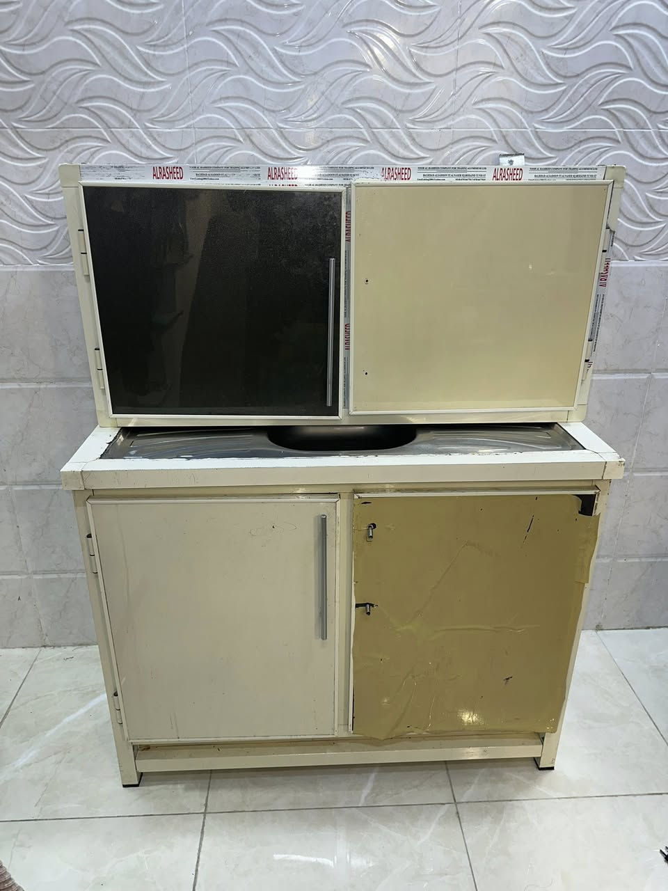 كاونتر قياس متره و 10  للبيع مكاني لخطيب الزراعي سعره100  ***********
