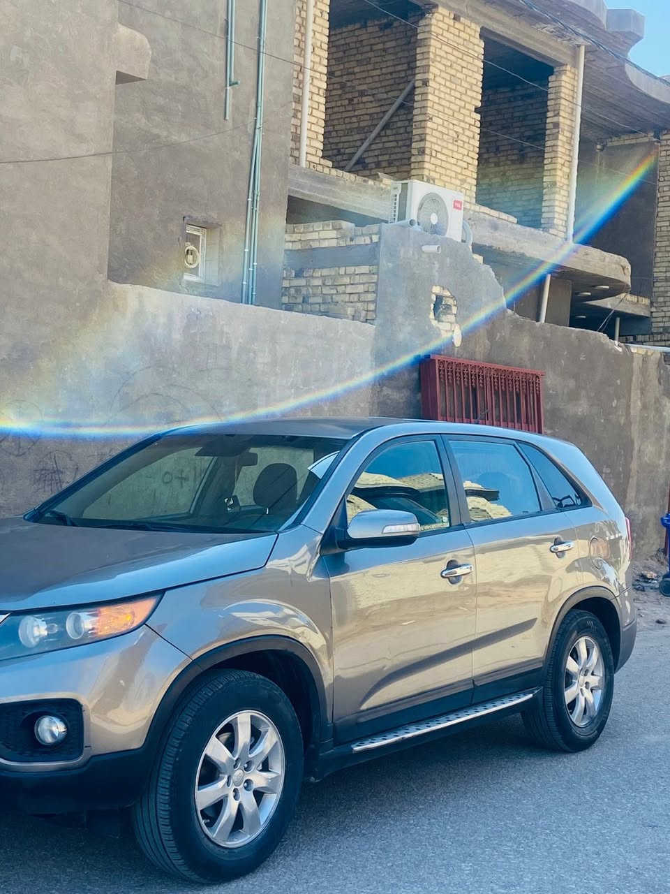 السلام عليكم للبيع سورنتو موديل 2012رقم بغداد أنكليزي سنويه 2030السياره جاهزه كير ومحرك كفاله تخم تاير جديد حداديه جديده وارد أمريكي داخله كلين بدون حادث بيها3 رش كلير اثر جراد محرك 2400دوش 
السعر 118وبيها مجال 
اللاستفسار ***********
مواصفات السيارة 
7راكب 
3قطع تبريد
شاشه
تحكم استيرن جهتين 
داخل لونين 
كشنات جلد
كشنات كهربائية 
أشاير بل مري 
مكان بابل
☝️☝️☝️☝️☝️
