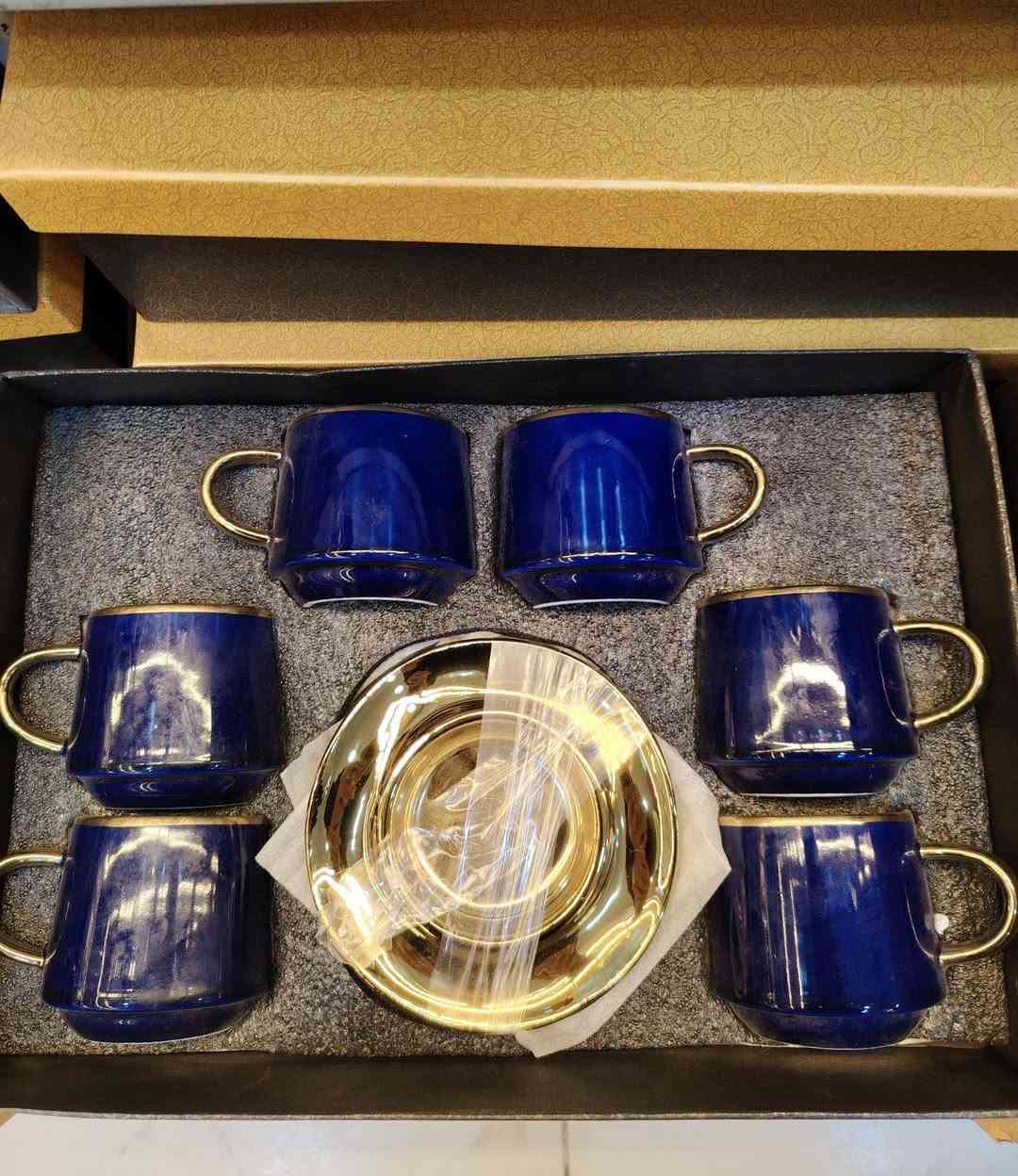 الف رحمه علئ روح امه وابوه الي يعلقلي مصدر رزقي الوحيد 
طقم كوابه فرفوري سيت كامل متوفره الان
للطلب مراسله الصفحه او الاتصال علئ الرقم /***********
تتوفر خدمه توصيل للجميع المحافظات سامراء, صلاح الدين
