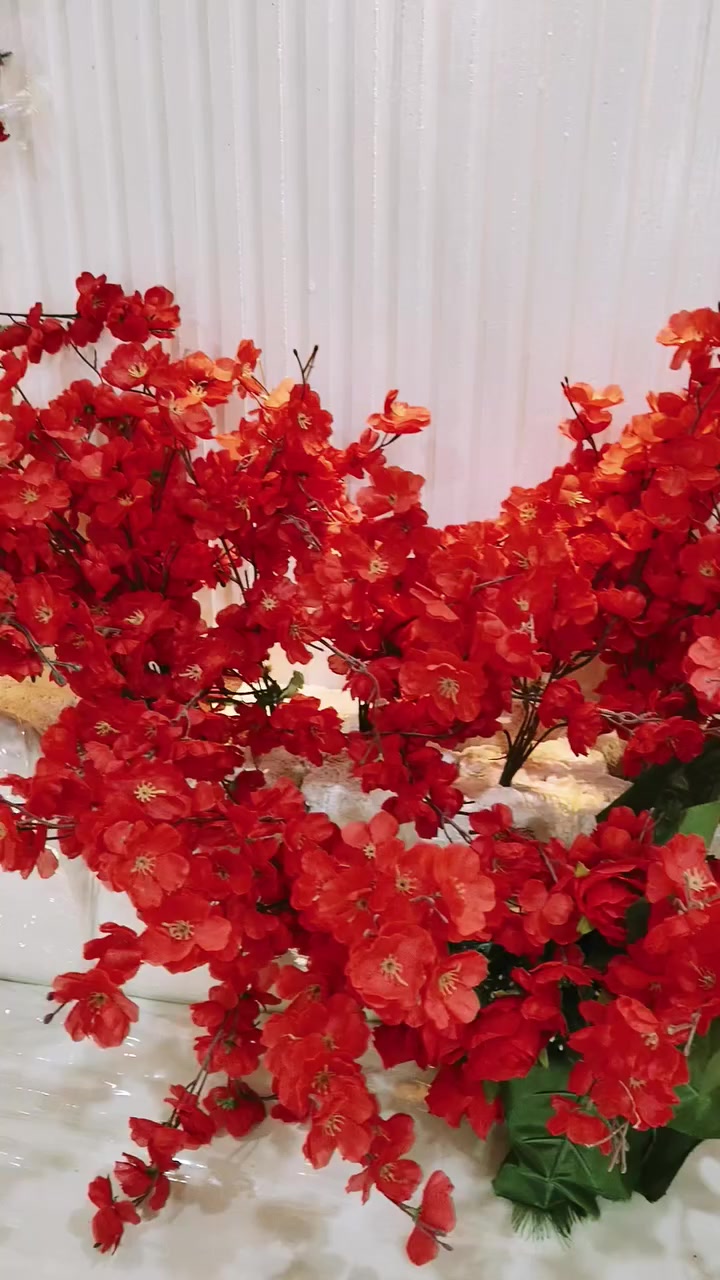 #مجمع عباس مندوب لتزين سيارات لاعراس والكوشات والجوادر
العنوان 
ذي قار 
قضاء الفجر 
شارع الشطري 
***********
