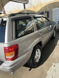 ‏ سيارة جيب شوكي للبيع موديل 2000 سيارة مقفولة سعر 70 موبايلي 07712412...