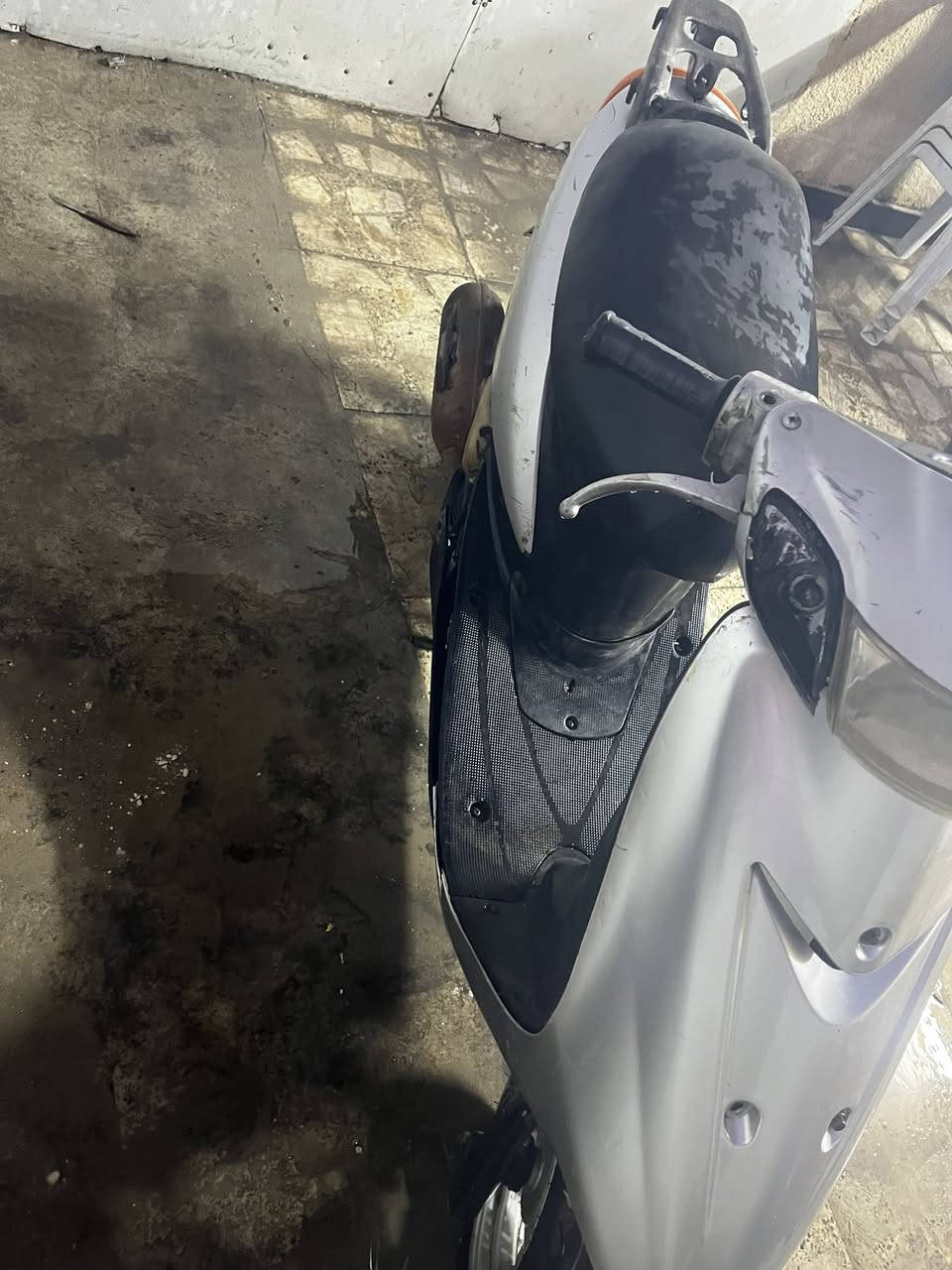 سلام عليكم دراجة 60 عصفوريه لبيع دراجة جاهزه سلف هندر دراجه بيها الكفر الصفح مكسوره منه قطعه شويه السعر 250 وبيها مجال المكان بغداد الشعب شارع صحه الرقم ***********
