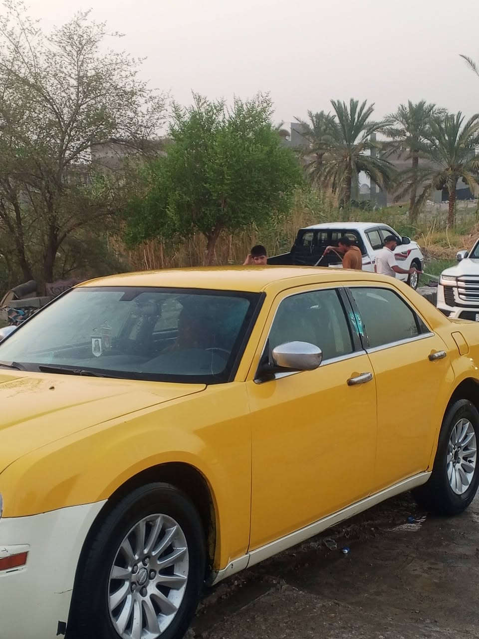 سلام عليكم أوباما 2009 اصل اصل 
رقم نينوى مشروع وطنية السنوية لغاية 2027 راعيهه ابو السنوية بالشطرة 
مكينة 3و500 وكير وتبريد مكفولات
تايرات بحالة جيدة مع صدر
مكفولة من العيب الشرعي والاصوليات والغرامات والتحويل ثاني يوم وكفالة من كص وگلبة وتجية سعرها 82بيها مجال قليل مكانها بالكوت الي تفيدة يجي يشوفه ويدلل متعجبك اتشرف بمعرفتك وسيارة جوه نعالك مكاني بالكوت ***********
