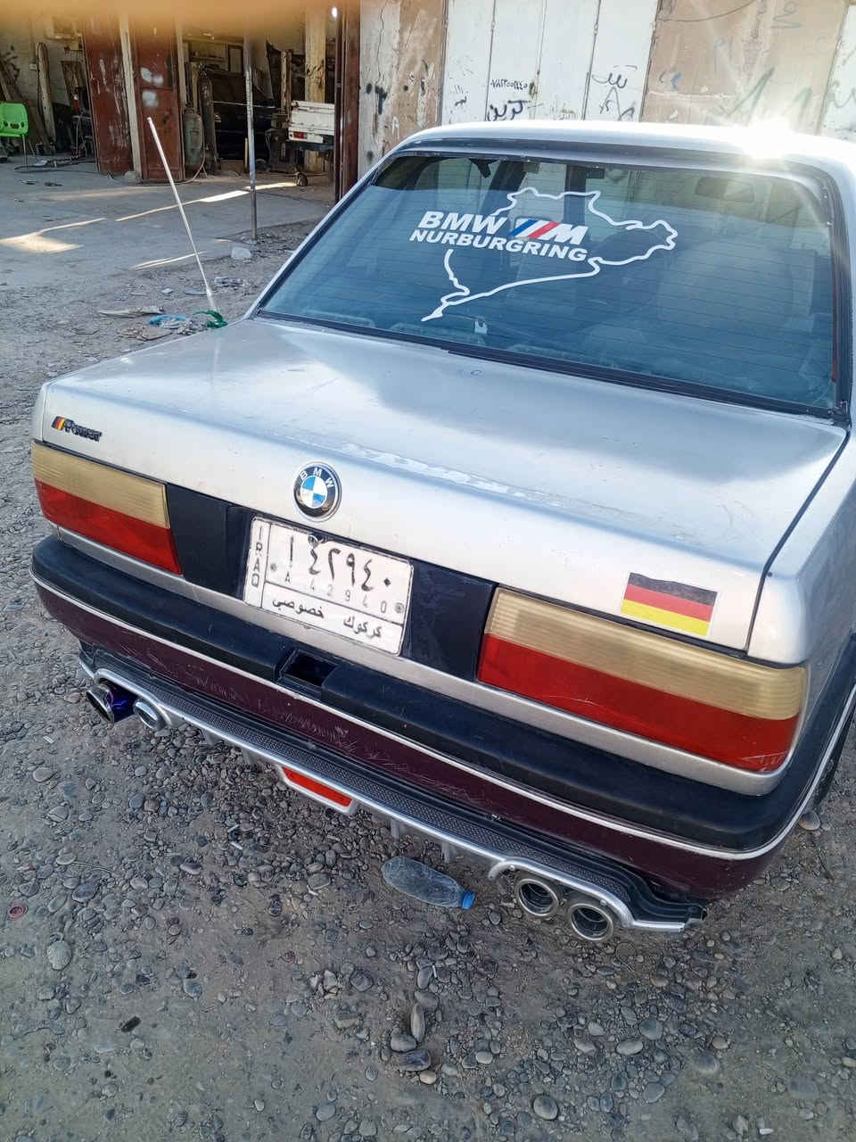 السلام عليكم 
زعرة ٤سلندر زنجيل كير عادي محرك حاوية جديد صدر امامي خلفي جديد موديل ٨٨ رقم كركوك مشروع وطني تحويل باي مكان تريد السيارة اصل دفع رباعي بس ملغي 
عنوان صلاح الدين ***********
السعر ٢٧قفل
