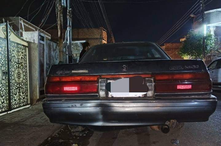 السلام عليكم سيارة كراون سوبر1991 بيها ضربات خفيفه السعر 35وبيها مجال للطيبين والتحويل فوراً والسنوية باسمي رقمه انگليزي  - التواصل على هاذا الرقم ***********
