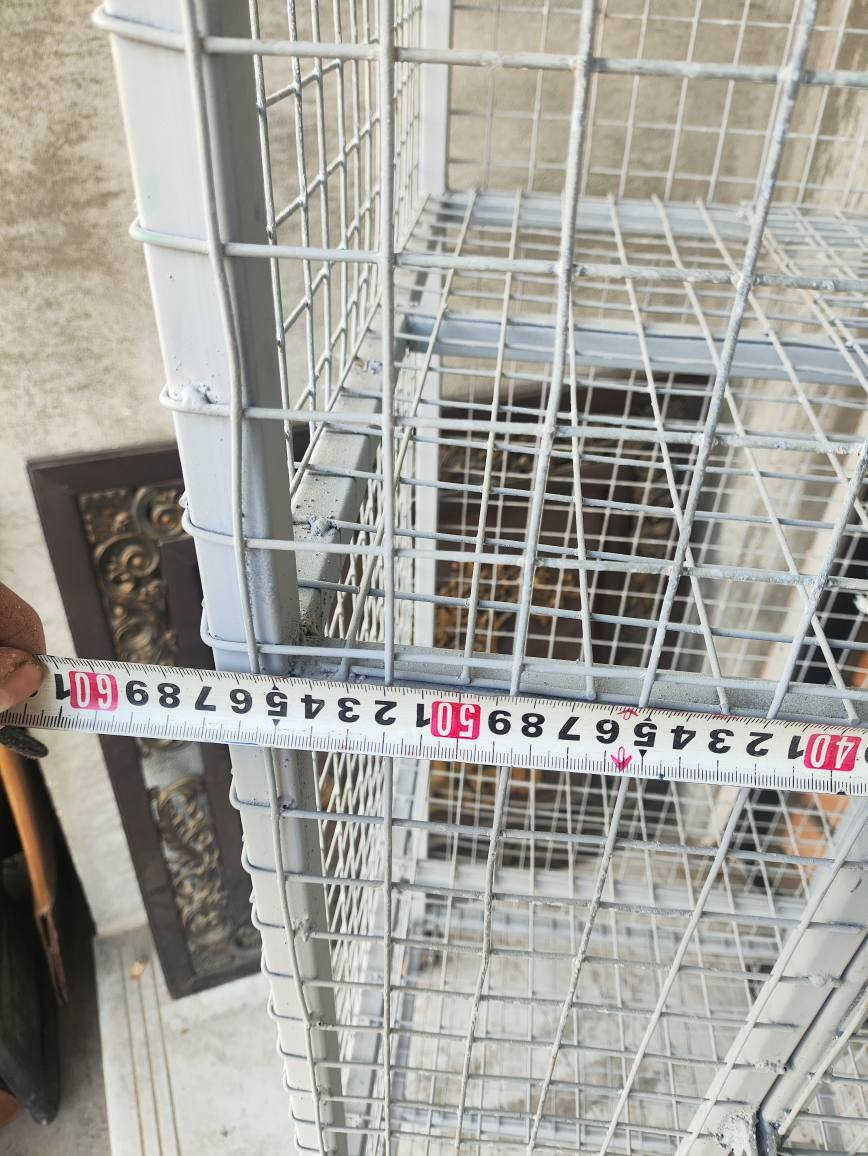 لۆک .قەفەسی  ٣قات .بەرزی ١٥٢.پانی ٥٧.قوڵی ٥٧ .بۆیاخی ژەنگ کراوە .تایەی لەژێرە .زۆر تۆکمەییە .٣قوفڵی کەگەڵە .نرخی ١٢٠ هەزار .سلێمانی ***********.وەتس ئەپ ڤایبەری لەسەرە . تەنها ١ک دانە بەردەستە . السليمانية, العراق
