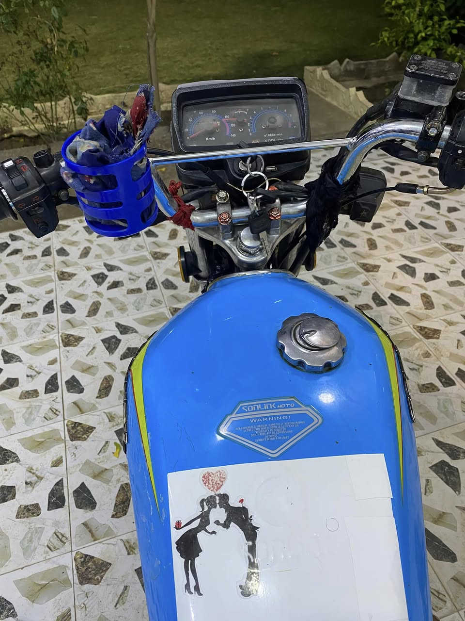 السلام عليكم. تايكر للبيع 2023. اوراق وحده كارتونيه اصليه. دراجه شرط كفاله عامه. لون مميز محرك مامفتوح. كهربائيات كفاله. 
فقط.(مبدل كلجات الباقي كفاله).مكاني واسط الزبيديه 
استفسار ***********
