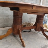 ميز صاج اصلي • 4 كراسي • ميز يكبر ويتصغر