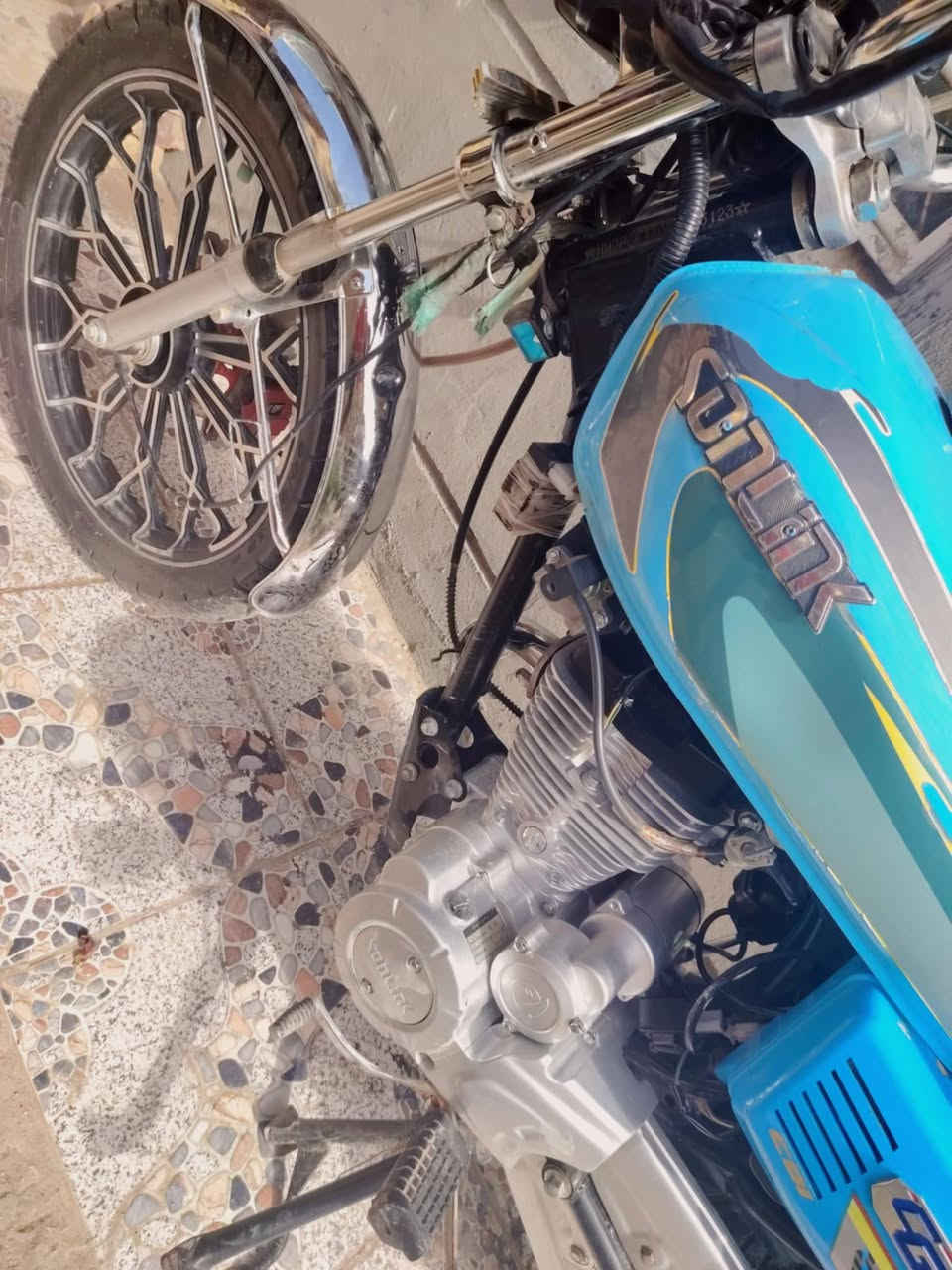 سلام عليكم سيفان سونك موديل 25 أوراق أصولي صار فتره من طلعت وكيل سعر 700    اوبيه مجال رقم صاحب الدراجه ***********
