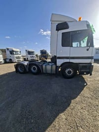 اكتروس • ٢٠٠٢ • صهريج