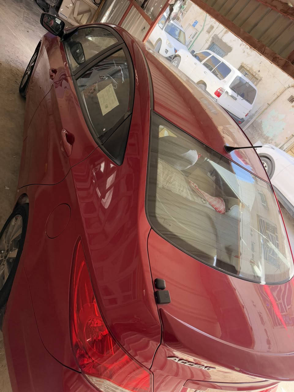 السلام عليكم اكسنت 2015 خليجي ماشيه 127 كفاله محرك 1600 السعر 110 وبيهة مجال قليل الي تعجبه بي خير ويدلل الي متعجبه انشاالله يلكي الاحسن منهة رقم ***********
