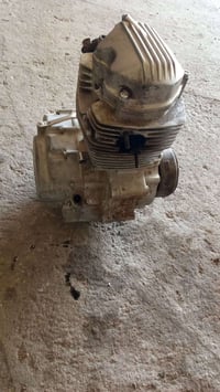 محرك للبيع نظيف السعر 100وبيه مجال  رقم الهاتف 07771245817