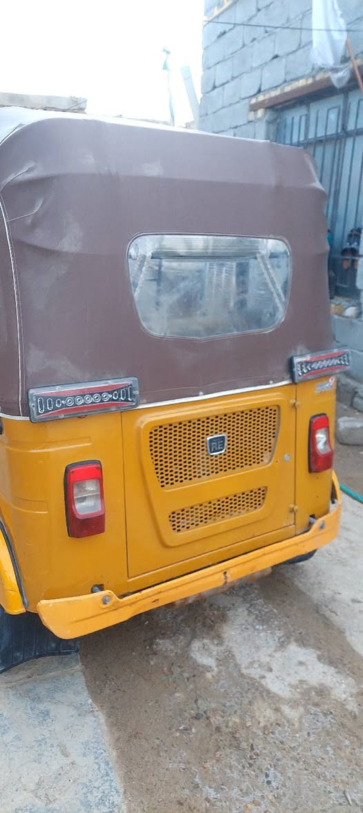 تكتك البيع ٢١ خير من الله مال جناي اوراق لا تنقيص ولا تبخير تجي تفحص وشوف ***********
