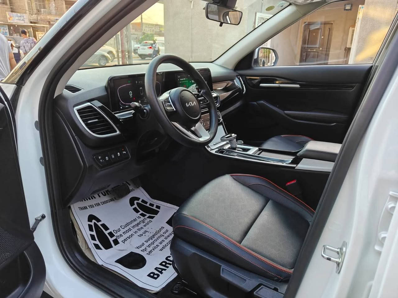 كيا سيلتوس
موديل ٢٠٢٥ 
فووول مواصفات بسعر ١٧٩ ورقة
رقم بغداد  
ماشية ٢٨٠٠ فقط بعدها زيرو 
المواصفات 
* 🔍 بانوراما + شاشة متصلة
* 🔧 محرك 4 سلندر سعة 1.5 لتر دبل نوزل DOHC المرغوب بالكوري
* ⚙️ ناقل حركة أوتوماتيكي 
* 💪 عزم دوران 144 نيوتن/متر
* 🐎 قوة 113 حصان 
* ☀️ فتحة سقف بانورامية 
* 🔑 مفتاح تشغيل بصمة ابواب بصمة جنطة بصمة
* 🚦 نظام تشغيل وإطفاء أوتوماتيكي 
* 🛡️ نظام تحديد المسار 
* 🌪️ دفع ثنائي FWD
* 🔍 رادار أمامي وحساسات أمامية وخلفية
* 🛋️ مقاعد جلدية أصلية 
* 💡 إضاءة LED وزينون 
* 🔑 دخول ذكي بصمة 
* 🛞 ويل كب 17 انش 
* 📏 6 أكياس هوائية للسلامة 
* 📱 شاشة ديجيتال متصلة 
* 🎥 كاميرا دوارة 
* 🚀 مثبت سرعة
* اوتو هولد
* اوتو ستوب
* تبريد قطعتين 
* كاميرا مشاهدة خلفية
* يدات نيكل 
مكان السيارة الكوت
للتواصل مع الرقم
0773 661 3489
 واتس اب +أتصال
#كيا
#سيلتوس
