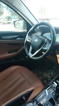 520i 2023 فول مواصفات ثلاث قطع صبغ بدون حادث محرك ٢٠٠٠ توين تيربو وارد...
