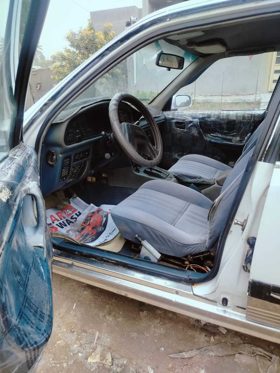 السلام عليكم 
برنس موديل 93 رقم بابل مشروع وطني سنويه لنهاية 2028
محرك مفتوح وكير اوتماتيك خير من الله 
حداديه جديده 
تايرات نسبة80٪
كهربائيات كلها شغاله
مكفوله كفاله عامه من الضربه 
مصبوغه حزام للجماليه 
السعر 37
***********
