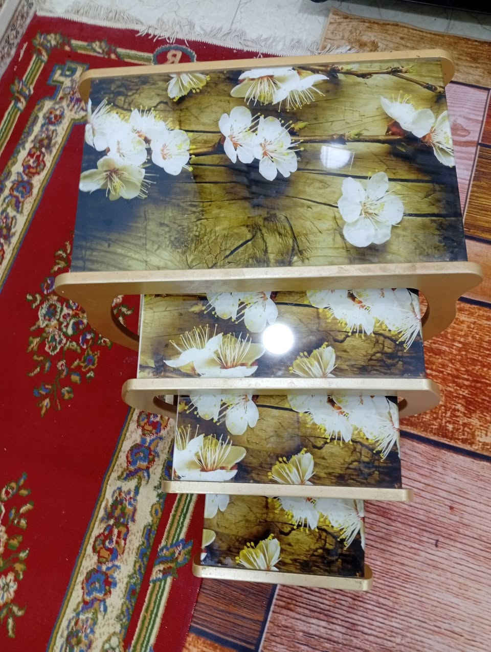 السلام عليكم ورحمه الله وبركاته
اخوان تخم للبيع اربعه كراسي وقنفتين و3 منادر 

وميز وطبلات 

بيعهن يصير كلهن ب 300 وبيهن مجال 

الشراي يجي خاص وبي خير ويدلل


**إذا كنت صاحب هذا الإعلان وتريد حذفه لأي سبب، رجاءا أرسل رسالة إلى الدعم الفني**