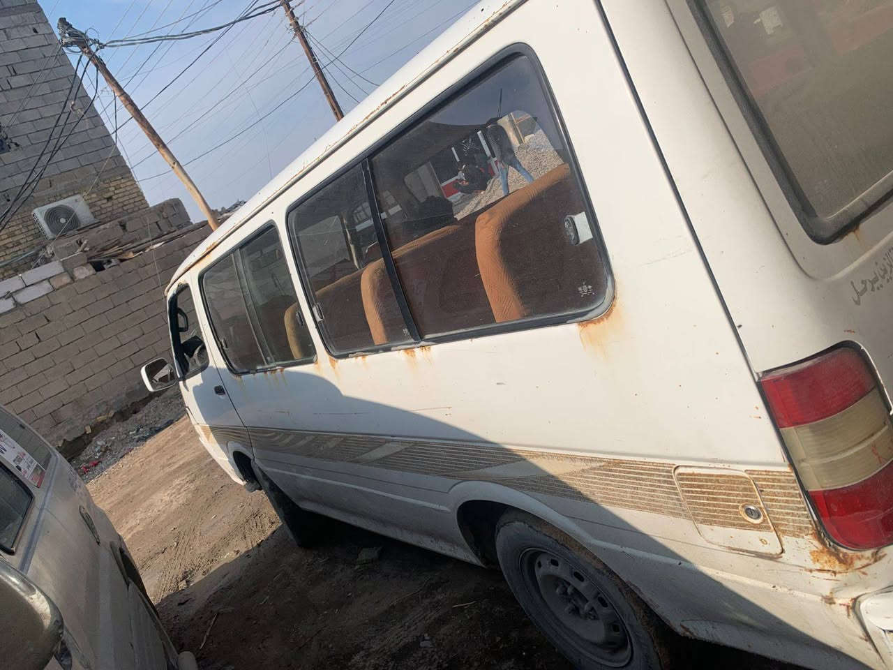 السلام عليكم سيارة جنبي ٢٠٠٩ السعر ٤٥ استفسار ع الرقم ***********
