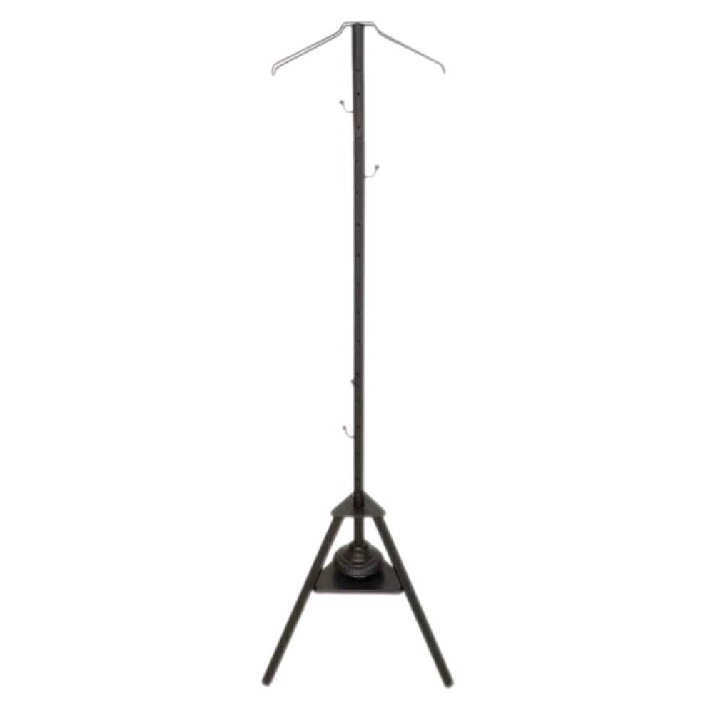 مبخرة ملابس عملية وممتازة للاستخدام اليومي. تحتوي على عمود معدني متين ومجموعة من الخطافات لتعليق الملابس. مثالي لتعطير الملابس باستخدام البخور بشكل سريع وسهل. المنتج جديد وغير مستخدم.