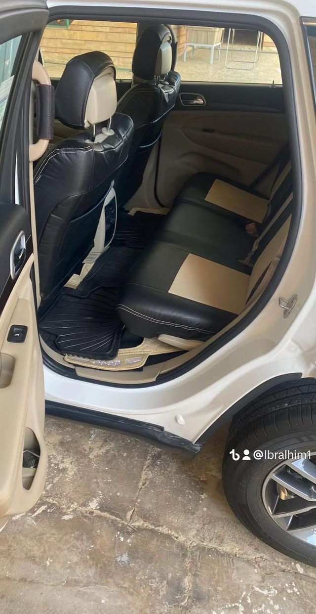 اخت الزيروووو السيارة كارتون جديدة كلش 🌹🌹🌹
   ✅ لمعرفة السعر علق ب ..✅. تم 🤲

بسم الله وعلى بركة الله 
وينهم الجناية والي يدور جديد 
قطعه حلوة ومميزة وجديدة
جيب شيروكي للبيع ✅
 فئة الاريدو خليجي ….❤️❤️❤️❤️
موديل 18 فول مواصفات 
مكفوله من كلشي وعلى الفحص 
وكل اغراض الشركة وياها كاعيات / بصمات / عدة / بصمات 2 / كتلوكات
فتحة سقف
فور ويل 
بصمة تشغيل
بصمة ابواب 
لايت عالي وناصي زنون
فور ويل 
كشن كهرباء
نظام إطفاء ذاتي بلازدحام 
مري جانبية قلاب
وبعد بيه مواصفات هواي 🪀
وسهلا ماعجبك اترك كلمة طيبة او اعبر المنشور 
السعر اتصل او تواصل خاص وبلخدمة
☎️☎️☎️☎️☎️
***********
