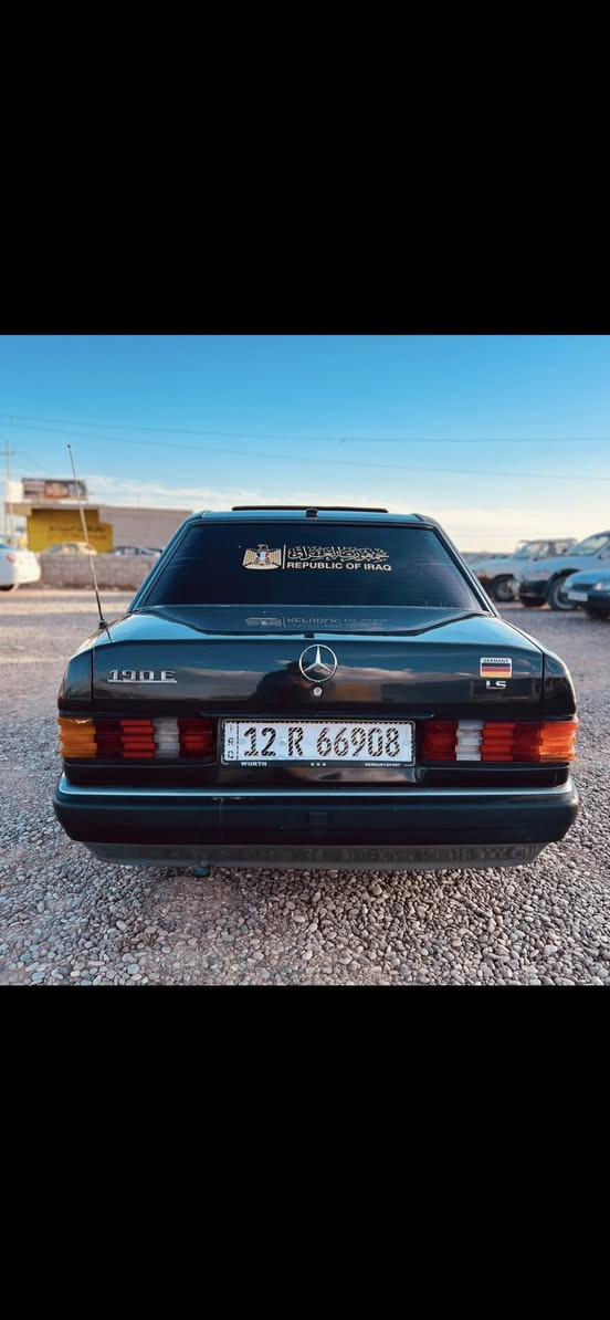 السلام عليكم ، مارسدس 190 طيارين، نينوى دولي بسمي، مكينه 4  كابريته، صبغ عام، طخم تاير جديد، اسلايت شغال، السياره تبريد أصلي بس مايشتغل، تدفئه نار، قفل مركزي ريمونت كهربائيات كلها شغاله، سياره حيل حلوه، شرط التحويل والوكاله، السعر 53 وبيها مجال، العنوان قياره دور القاعده، الإتصال على الرقم،. ***********
