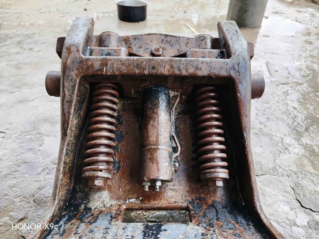 السلام عليكم كماشه البيع كامله مكمله أو شغاله بيم 60 أو إلى اكو واحد يراوس عادي هاذ رقمي ***********
