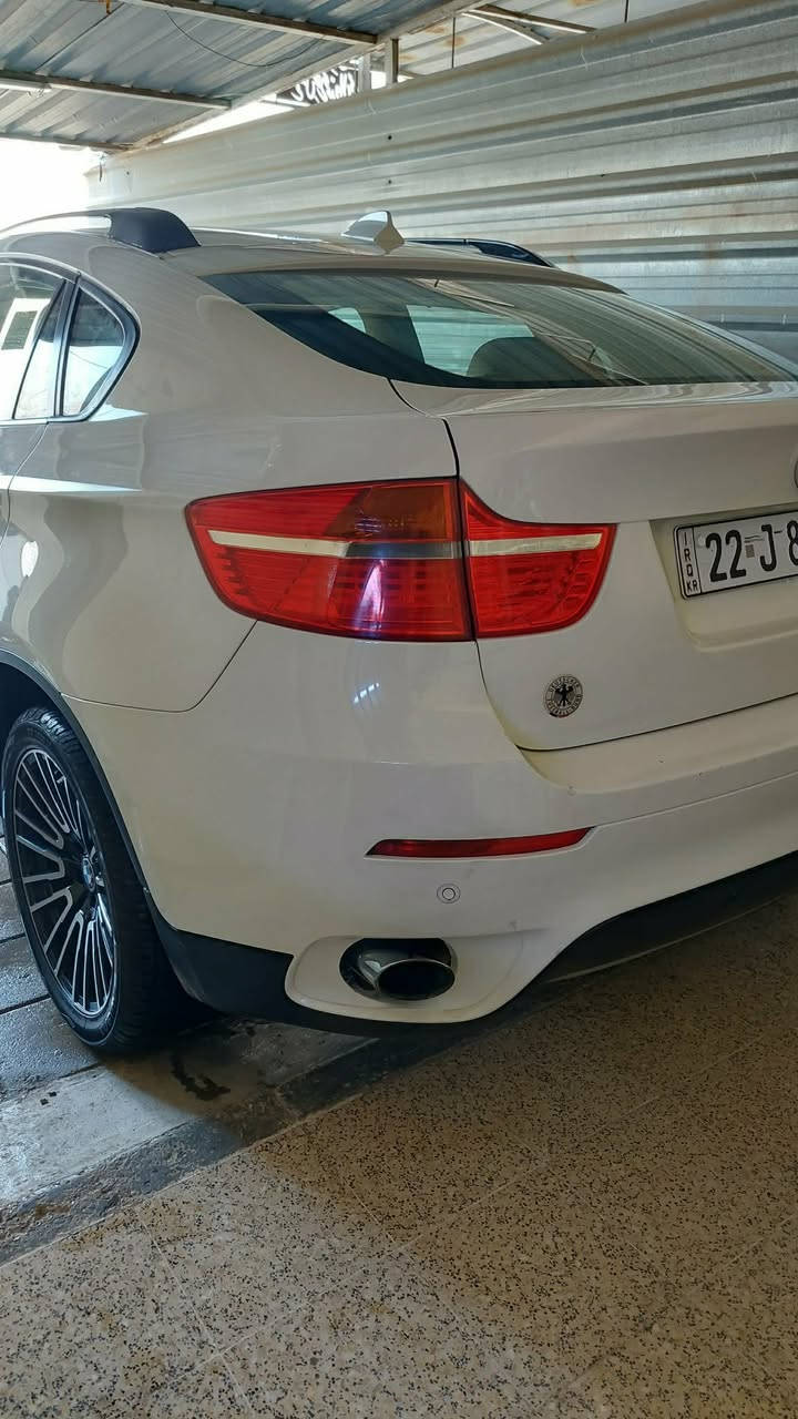 السلام عليكم حبايب #مكلف_بالنشر
X6 ...2010
مكينه 3500
رقم اربيل بأسمي 
سنويتها لل٢٠٣٠ 
ادامة كاملة للكير والمحرك سيارة كشرها كلش حلو ..بيها لو طوبه لو راس روط شغله بسيطة
السعر165 وبيهه مجال
التواصل مع
***********
ابو مؤمل 
المجمع السكني النفطي/قريب تقاطع النهروان
هيثم السعدي
