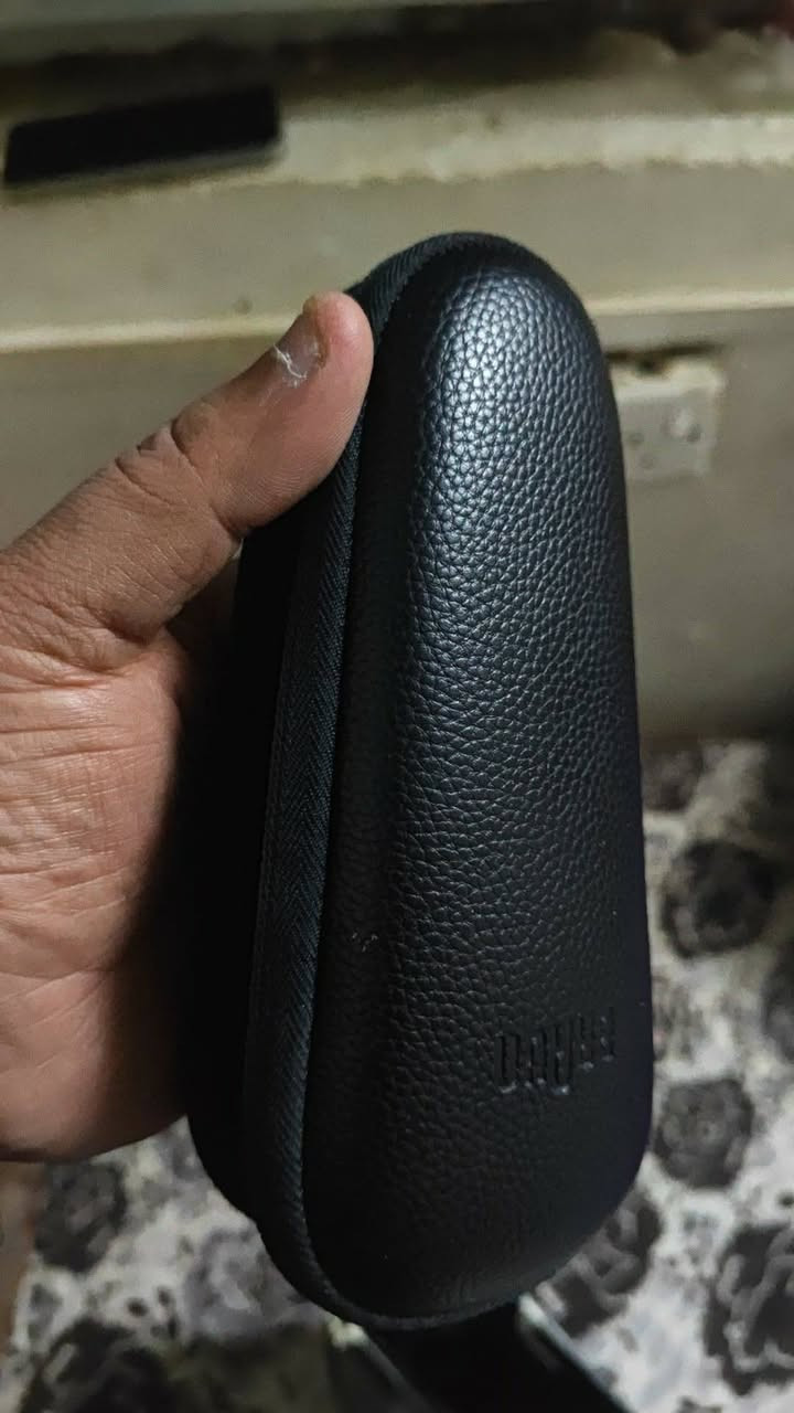 مكينة حلاقة براون سيريس 9 برو هي والغسالة مالتها
١٧٥ قفل
***********
