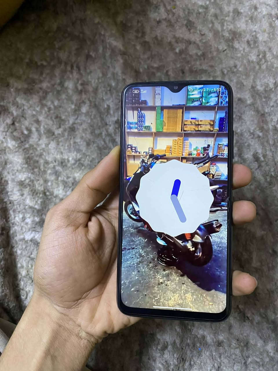 جهاز ريدمي 9Tنضيف مامفتوح بي فطور بالشاشه الخارجيه مال الحمايه سعره ١٠٠ وبي مجال بسيط مكاني حله التواصل خاص او واتساب او اتصال ***********
