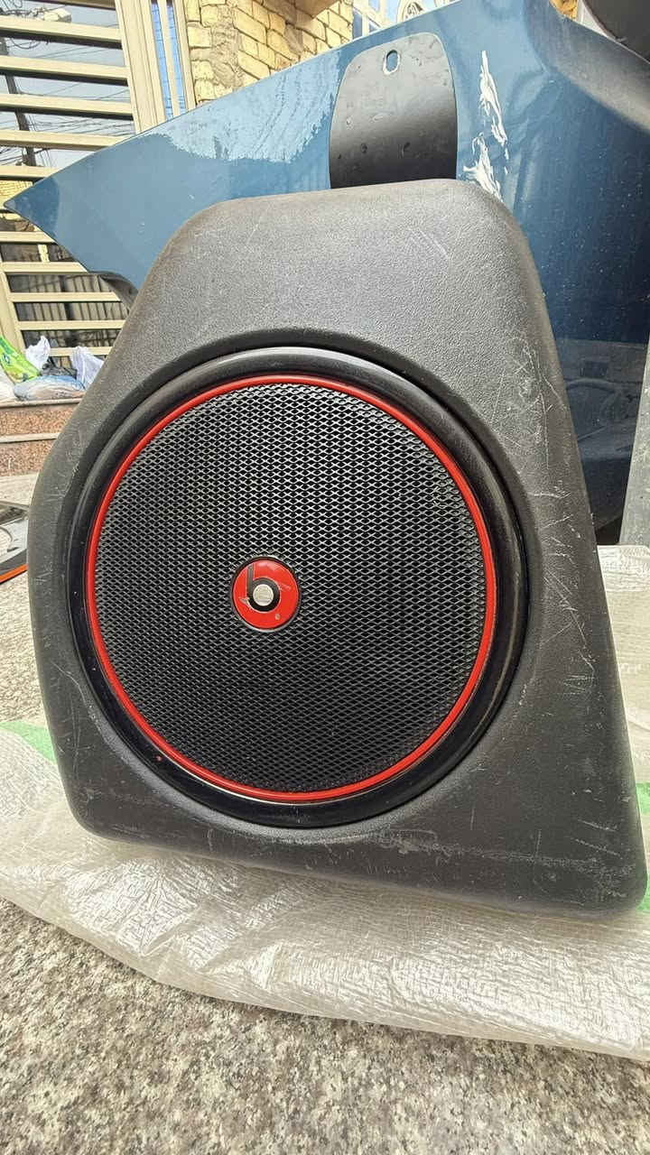 دمام صندوق اصلي بيتس 
يرهم جارجر و اوباما 
السعر 100الف 
لحيةدعامية جارجر 
السعر 40الف 
مكان /البصرة
***********
