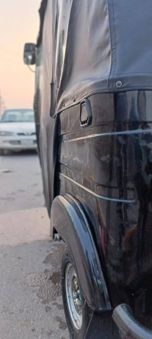 السلام عليكم تكتك 22 للبيع رقم بغداد باسمي تكتك كير محرك ما مفتوح برغي بي قطره ما تنقص بيه شويه بارد بصفحه تكتك قطره معجون ما بيهه حته خياسات ما بيهه من 22 لهسه مكاني بغداد الدورة *********** السعر 8700 وبيهه مجال
