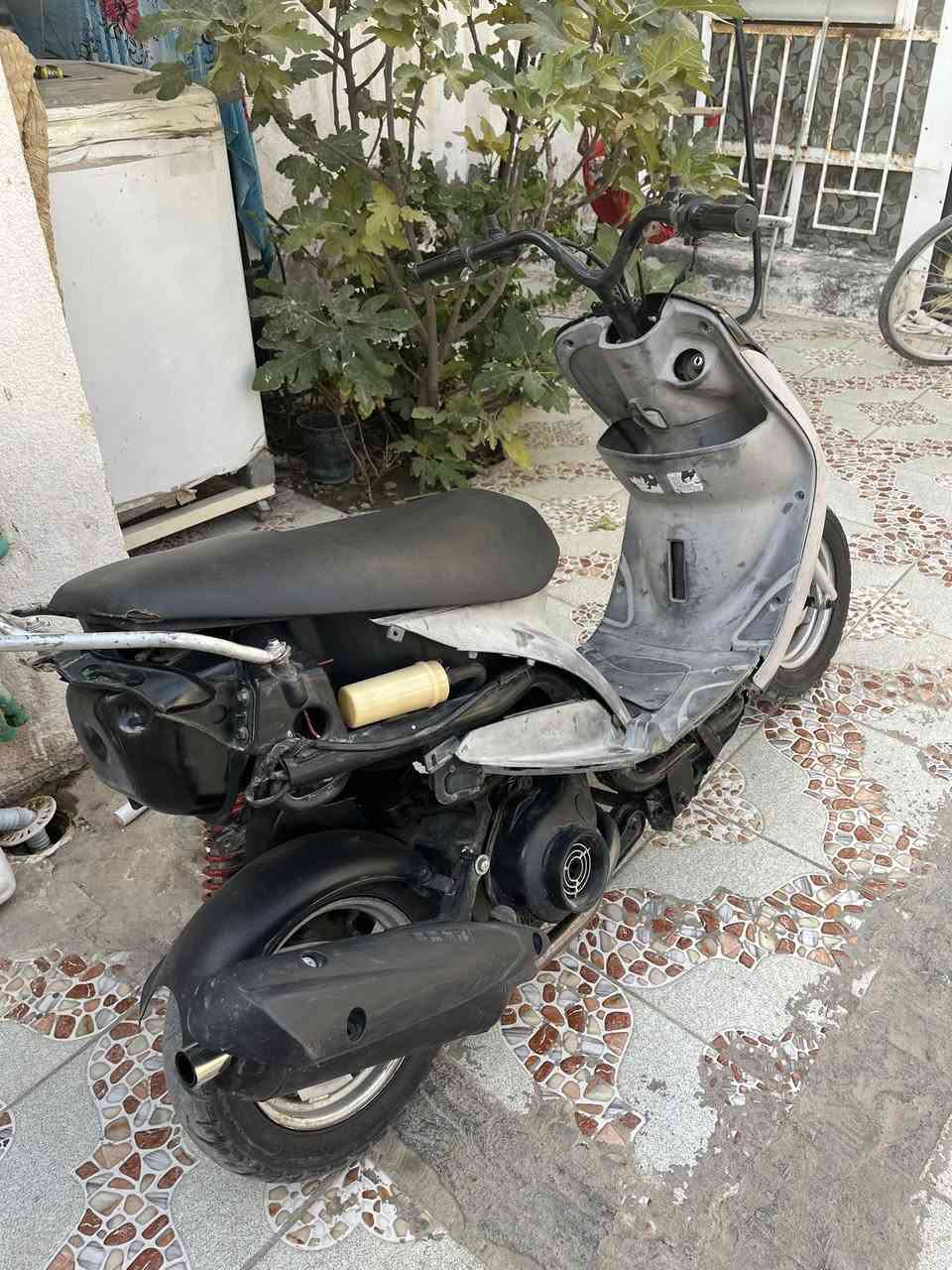 300 وبيها مجال ناصريه مركز
***********
