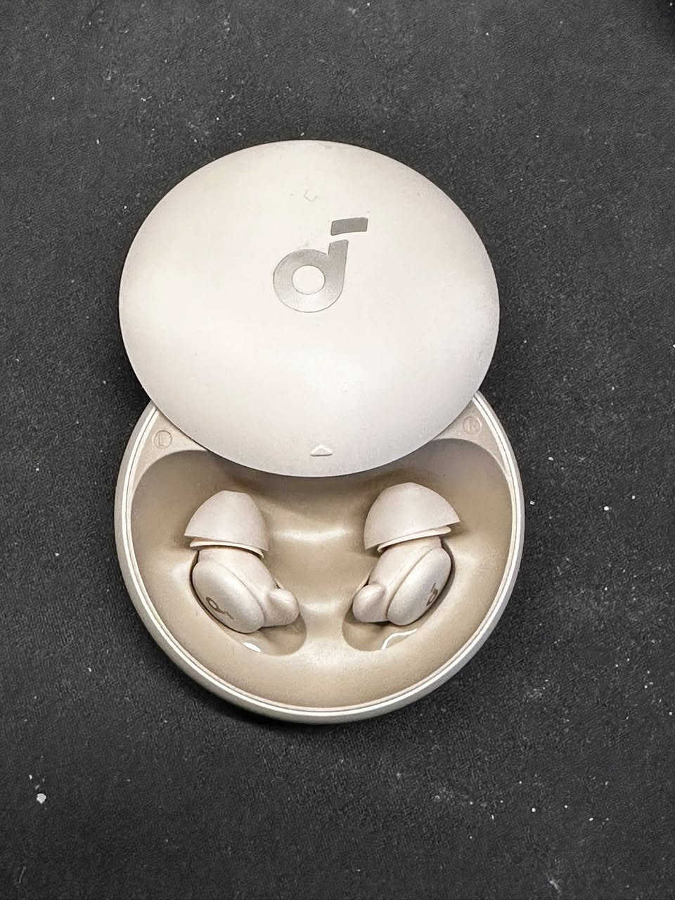 ايربود انكر مال نوم 

Sleep A20

نضافة 99 

السعر 35 الف


**إذا كنت صاحب هذا الإعلان وتريد حذفه لأي سبب، رجاءا أرسل رسالة إلى الدعم الفني**