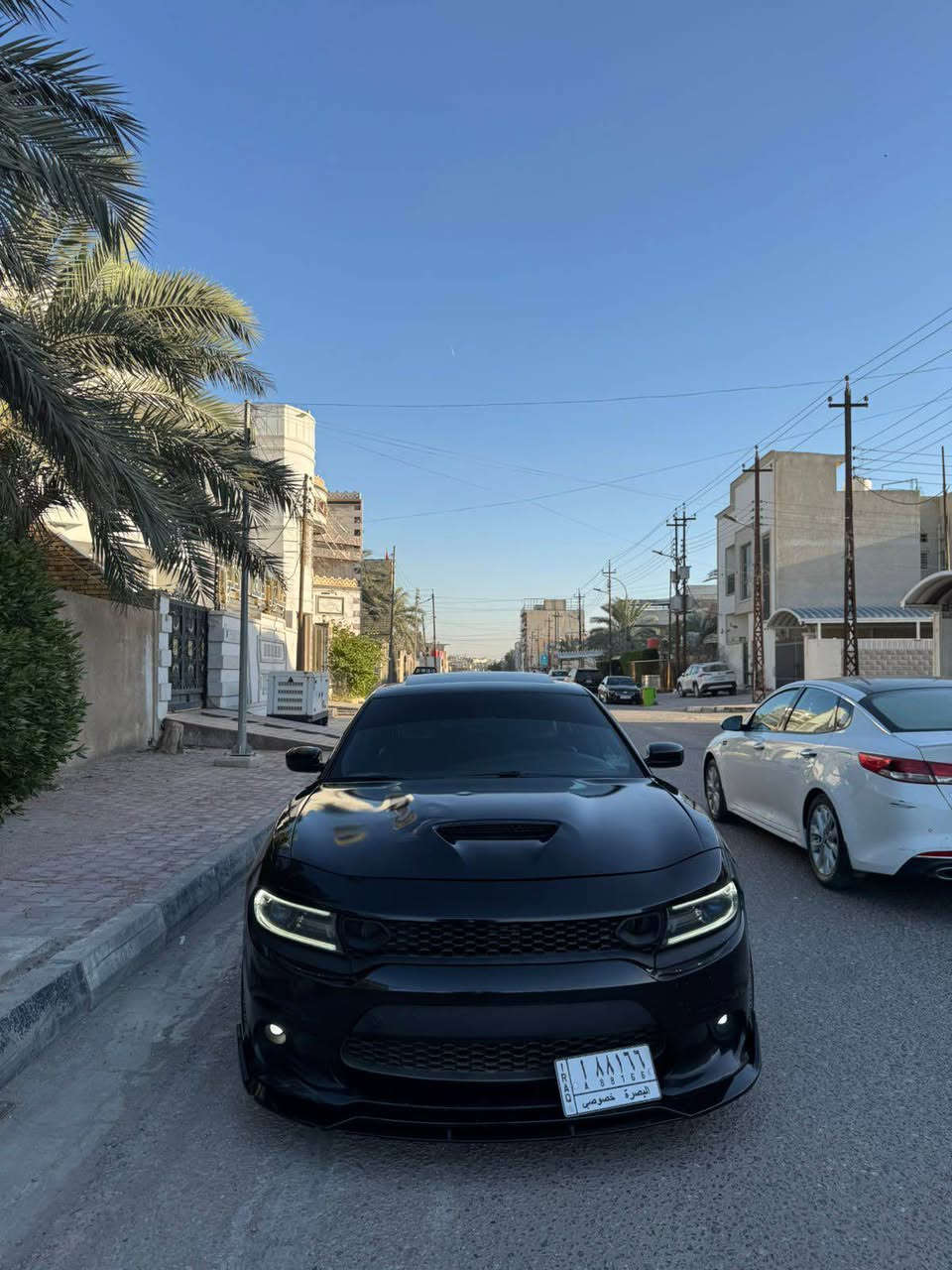 السلام عليكم 
جارجر RT MAX 2017 اصل رقم بصره مميز سنويه لل 28 يلا تخلص / لون اسود - 5700 
مواصفات السياره :
شاشه 
فتحه 
كشنات كهرباء 
تدفئه وتبريد بلكشنات 
تدفئه وتبريد بلستيرن 
خزن ميموري 
كشنات جلد اسود حضن 
نقاط عمياء 
هيترات بلمري 
رادار جانبي 
شفتات استيرن 
دركه اس ارتي 
ماشيه 77 ميل وكسر
حداده من الطول للطول كلها جديده زيرو 
مكينه وكير كلش حلوه 
السياره جديده كلش 
ويل نجمه 
تايرات جديده 
فجوج 
ليزريات سموك 
لحيه و دوس وزعانف اس ار تي 
فيت بم ريسنك 
بلكات ريسنك 
ولف حماوه ريسنك 
------------------------
 السياره داخله تقرير مياه و بيها حادث بلبند وباب فقط بأمريكا 
------- 
مكان السياره البصره المعقل 
بيع فقط السعر 188 وبيها مجال 
*********** Singapore
