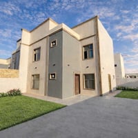 🏠 دار في مجمع الأميرات 2 السكني – مساحة 270م سعر الكلي مخفض من الشركة ...