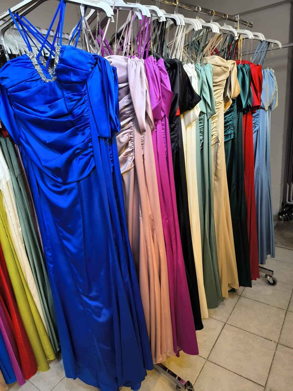 شروة فساتين سهرة العدد 200         السعر 16💲🔥
https://t.me/+3kUmvgVbRO8xNWE8

مجموعة الشروات النسائية على الواتس اب 👇🔥
https://chat.whatsapp.com/HzKTGoJG53i0ehlUbWREFP


**إذا كنت صاحب هذا الإعلان وتريد حذفه لأي سبب، رجاءا أرسل رسالة إلى الدعم الفني**