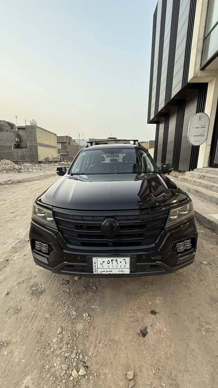 السلام عليكم

MG RX8
(ام جي ار اكس 8 فئة البلاك ادشن )
موديل 2023
فول مواصفات اعلى فئة 
محرك 2000توربو
ماشية85000 بس 
7مقاعد ،فتحة سقف،اشاير مري+مري قلاب،زينون،LED نهاري،جنطة كهربائية،تحكمات قيادة (سبورت،دفع خلفي2WD,دفع رباعي 4WD,دفع اثناء الثلوج،دفع الطرق الوعرة....)
+شفتات سرعة،مانع انزلاق،مانع منحدرات،AUTO HOLD(اثناء التقاطعات تضل واكفة فقط بدوسة بريك وحدة)3منافذ USB،تحكمات ستيرن،كشنات كهربائية+تدفئة وتبريد+ تحكم تبريد للصف الخلفي،شاشة ديجيتال نظام خروج عن المسار+تثبيت السرعة،نظام كامرات 360(امامي+خلفي+ بل مرايات) لسيارة مزوعة مواصفات.....
عليهة تايرات مشلن بلادي الشركة + ضمان 6 سنين كير ومحرك السيارة مرقم بغداد مشروع وطني  
مكفولة كفالة عامة احلى من الصور بهوايه
مكان السيارة كربلاء 
للاتصال ***********
