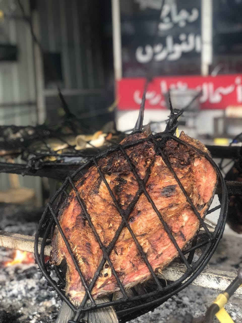 السلام عليكم للبيع محل اسماك ودجاج شغال وخيييرمن الله العنوان غزاليه ***********
