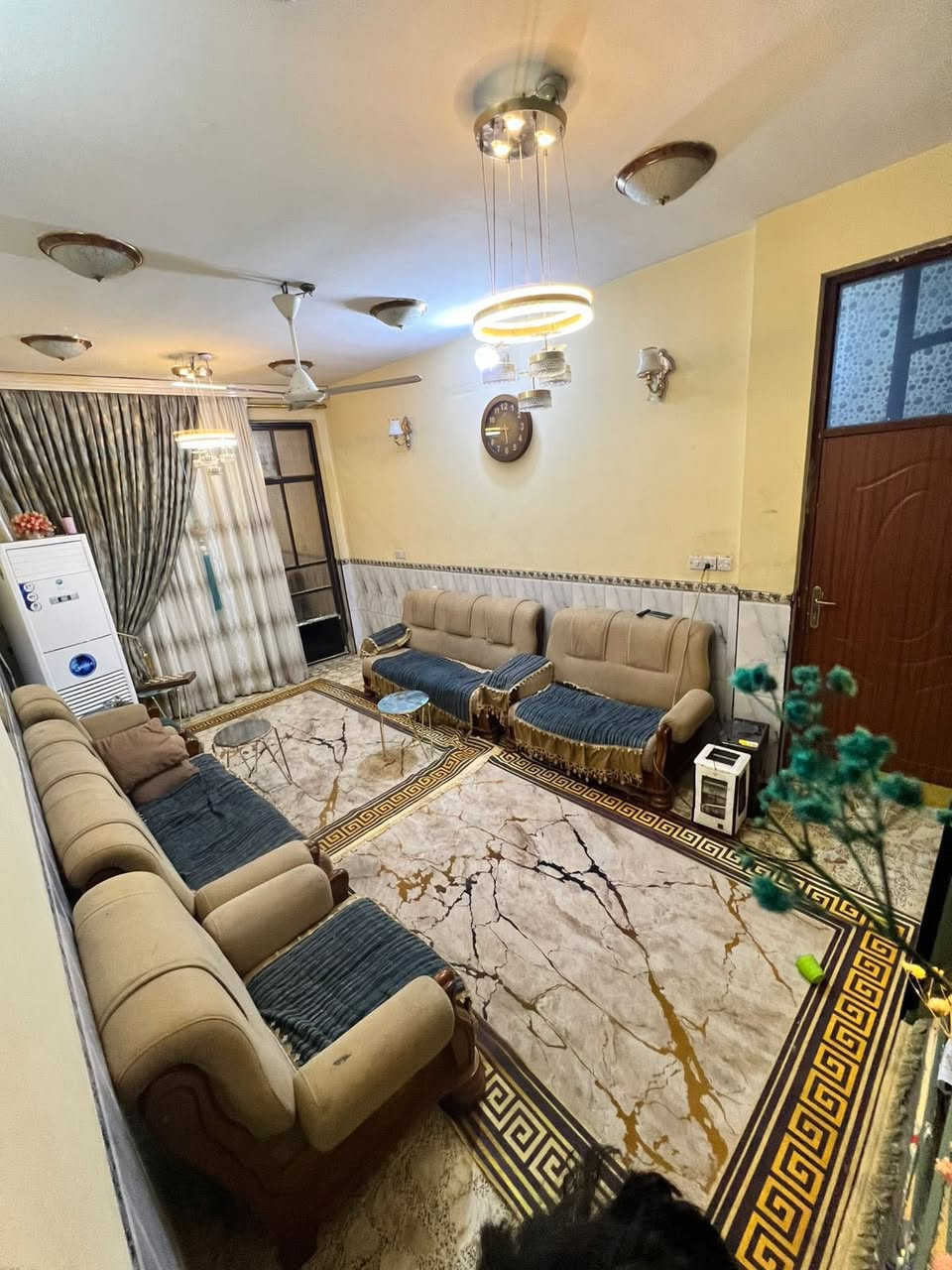 بيت 100متر
5*20 في منطقة الشهداء العبيدي الاولى شارع التربية قرب شارع المحافظ يحتوي على 3غرف نوم واستقبال ومطبخ وحمامين بيت بناء درجه اولى بناء 2022 باسمي على شارع عريض 15متر للتواصل ***********
