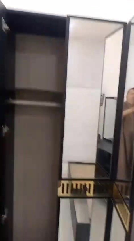 للبيع كلهن غرفه وتخم 400بيهه مجال التصال ***********

