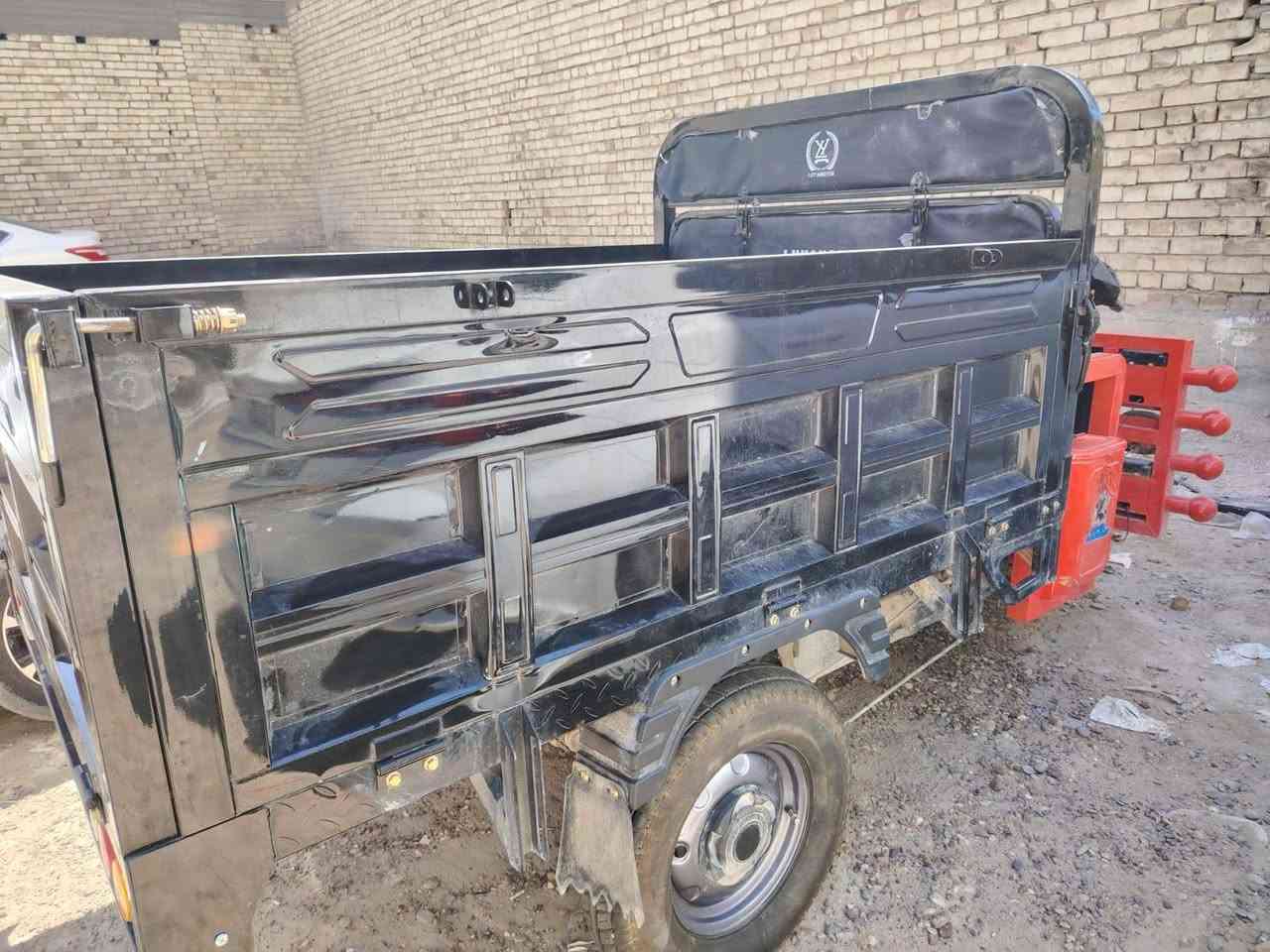 ستوتة شحن نوع مايانغ يانغ
سرعة 60km 

حجم 1800w 

بطارية 58A 

لون اسود 

منشأ صيني 

استعمال لمدة 7شهور 

 

السعر: مليون و250 الف دينار 
للتواصل: ***********
