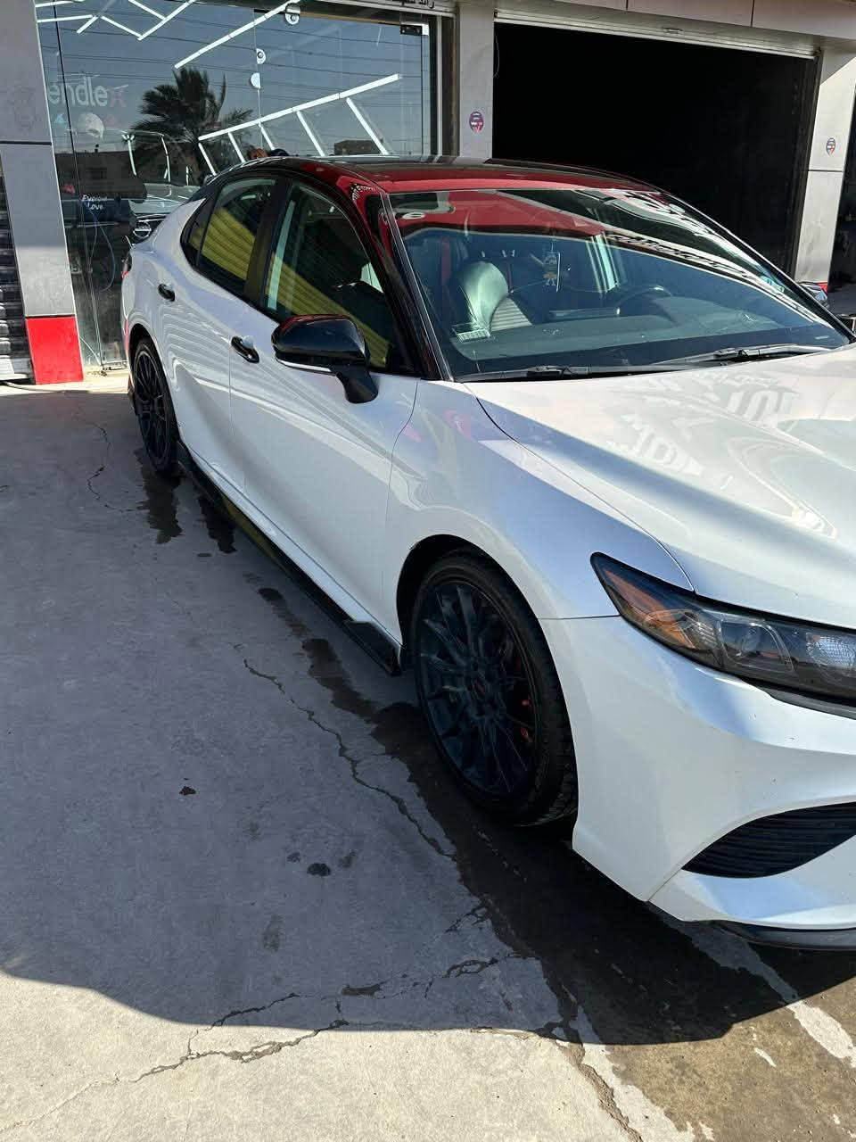 السلام عليكم
كامري TRD
موديل 2023
مكينة V6 3.5L
السياره ماشية 85 الف Km
المواصفات معروفة
تحكم المقود فول
قيادة ذاتيه
رادادات 360 درجة
دخول ذكي تشغيل ذكي
شاشة وكامرة دوارة
داخل جلد اسود
كشن كهرباء
سايد بريك بصمة
ويل TRD كزوز رياضي بلادي
سبويلر رياضي بلادي معروفة مواصفات الTRD
حادث السياره جاملغ خلف السائق فقط والجاملغ الثاني انطخ بالعراق رجع بارد فقط الايرباك مكفول وباقي السياره كله مكفول

***********
سعر 244$ بيها مجال شي بسيط
