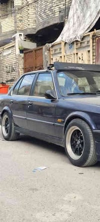 للبيع تخم ويل 15 ون سايز جديد بدون تصليح وعواج تايرات نص عمر 75% مكاني...