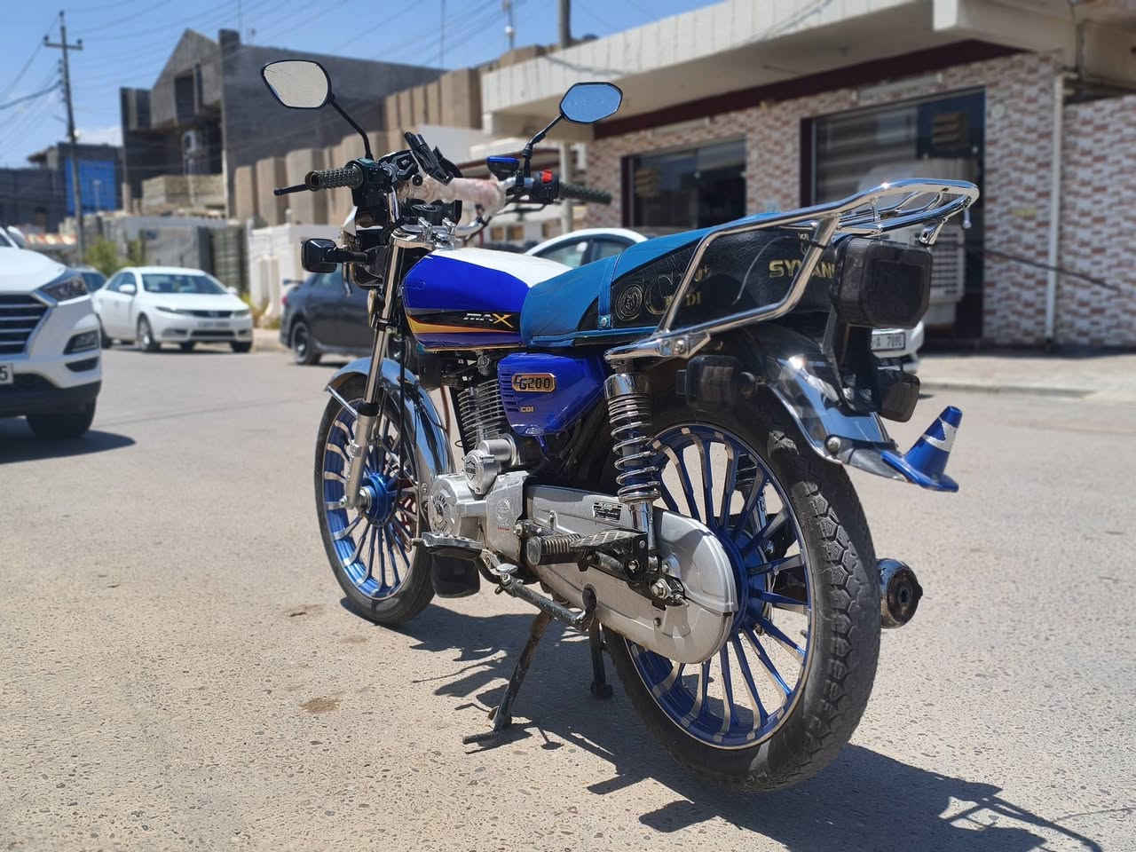 دراجة سيفان موديل 2025 200cc
دراجة اخت الجديدة حيل نضيفة

محرك 200سبانة ما ممدودة عليه صوته زلال 

كهربائيات كلها شغاله 

سعر 800وبيها مجال 

لتواصل ***********
