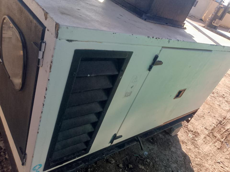 مولد بيركنز انكليزي للبيع 4 بستم راس التوليد 20 كيفي 

العنوان بغداد ابو غريب 

للاتصال والاستفسار ع رقم هاتف ***********
