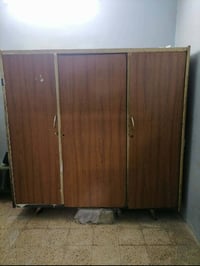 قنصور للبيع ثلاث أبواب السعر ٢٥ للتواصل الإتصال على الرقم ٠٧٧٠٨٣٢٠٩٧٣