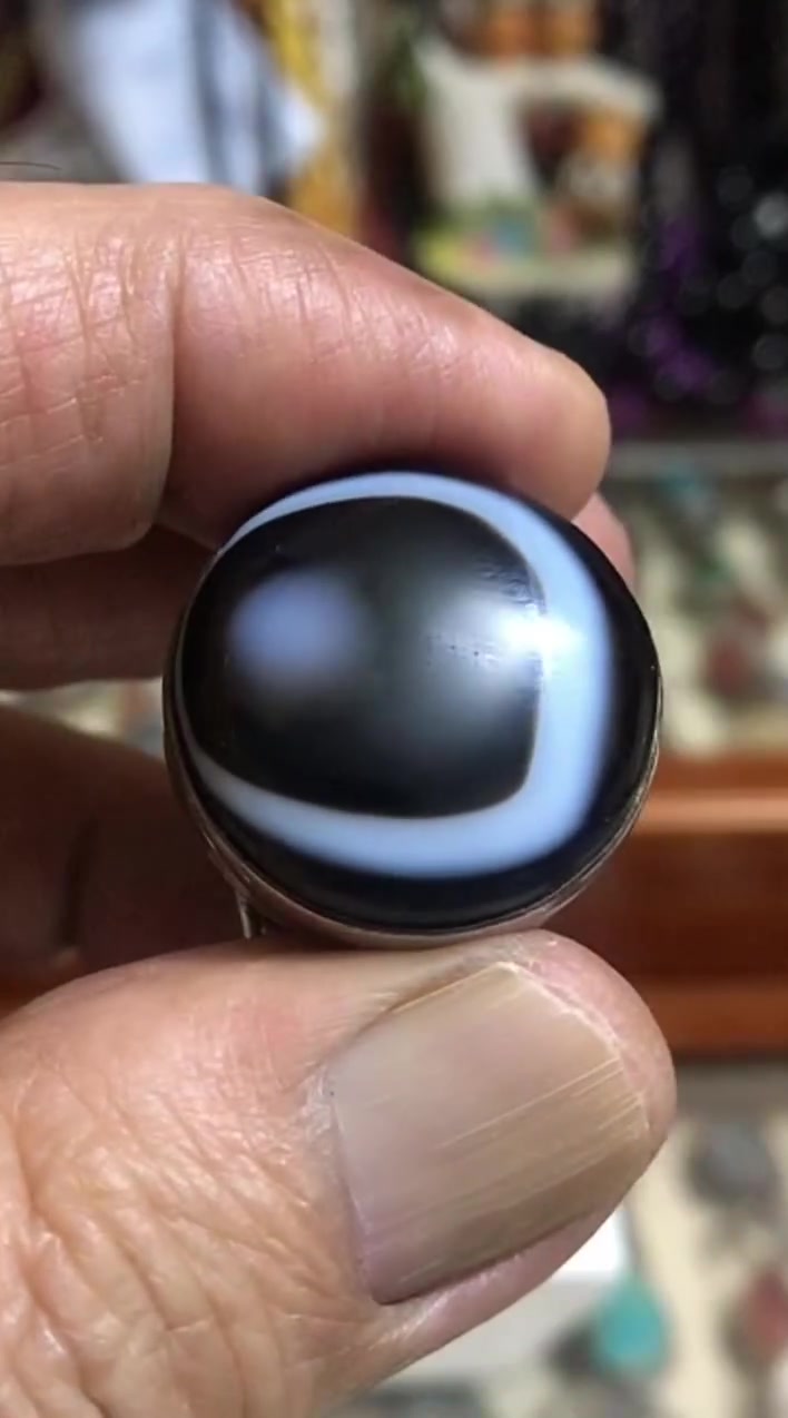متوفر لدينا جميع انواع الخواتم تابعنا وما راح تندم


**إذا كنت صاحب هذا الإعلان وتريد حذفه لأي سبب، رجاءا أرسل رسالة إلى الدعم الفني**