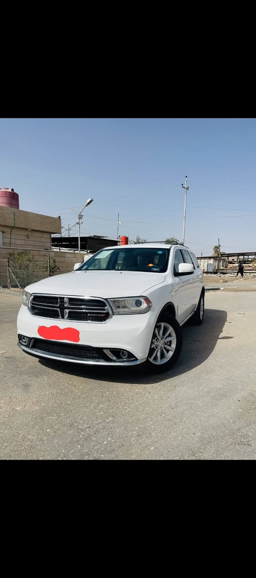 السلام عليكم
اللهم صلِ ع محمد وال محمد . 

سيارة للبيع :
دوج دورنكو 2014 وارد خليجي  وكالة هارلم  limited  لمتد فول مواصفات ٫ محرك  كفالة عامة ع وضع الشركة  3600_V6  ، تبريد كفالة  كهربائيات كلها شغالة  كفالة ، بيها صندوق بارد كدر اشبر ونص وبابين عكس السايق صبغ اثر شخوط وخياس فقط مو حادث ،  دعامياتها ع كبس الشركة بلاد ما ملعوب بيهن . 
الكير مفتوح سويتله ادامة يم الشركة الهندسية اكفله من العتة وتأخير النمرة وشرط التراي والفحص بالكمبيوتر  ، حدادية صدر امامي جديد ٫ زوج تايرات خلفي جديد ،  السيارة بأسمي شخصيا  سنويتها لل2030 رقمها انكليزي الجديد بصرة مشروع وطني ، مداور ثاني يوم ، السيارة مكانها بصرة حي الاساتذة 
السعر ( 195 )  ورقة وبيها مجال للطيبين السونار ويا المنشورات 🫶. 
للاستفسار :- 
***********
