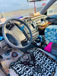 للبيع ملكه كير ومحرك شرط تخم تاير جديد صدر طبه تبريد ثلج فول ميز طعام ...