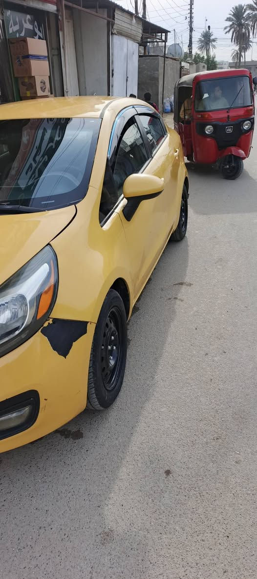 سلام عليكم كية ريو وارد امريكي موديل ٢٠٠١٤ جاملق امامي بمريكة مصبوقة عام مكينة كير جدد تخم تاير باتري جديد مكان لسيارة بغداد لسعر 72 و بيهة مجال ***********
